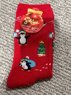 Kohl's Red Holiday Penguin Christmas Tree Socks